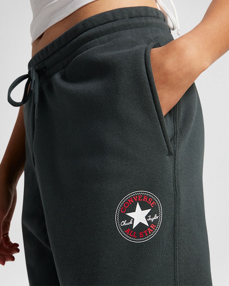 Converse Converse Go-To All Star Patch Standard-Fit Fleece Sweatpants Vert | GV9560728